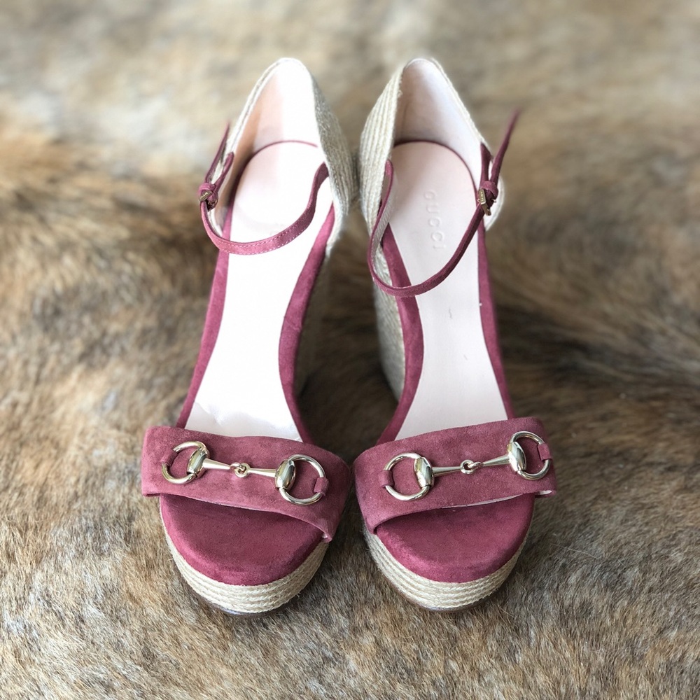 Gucci Wedge Sandals Burgundy Suede